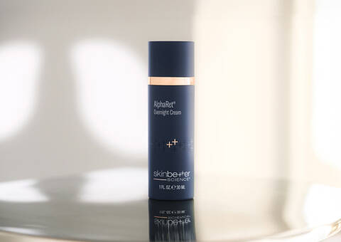 ALPHARET: 10 YEARS OF TRANSFORMATIVE RESULTS - Grey background with product bottle