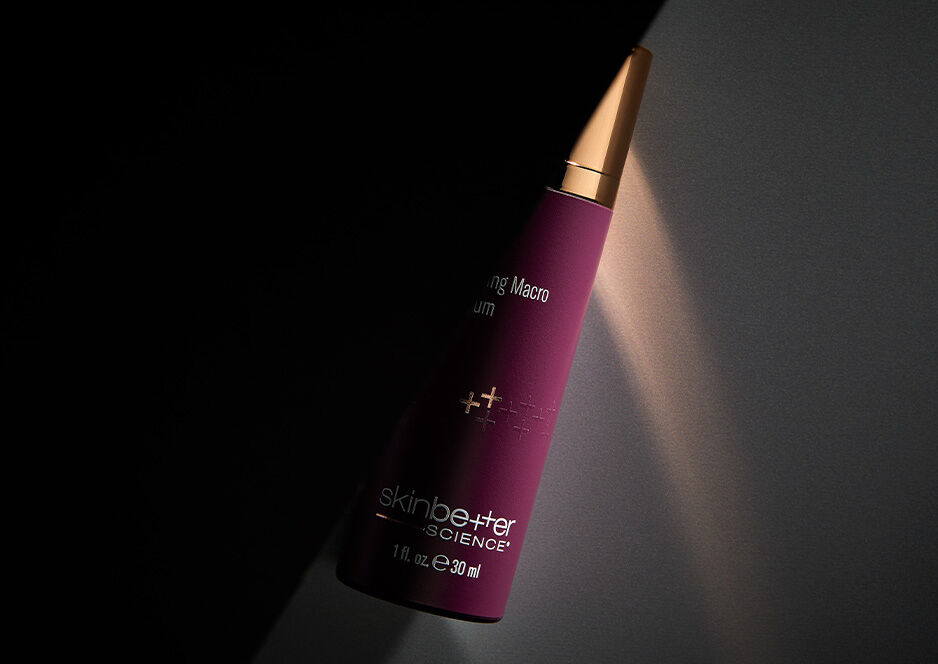 NEW - AMPRA TEASER - red bottle on black background